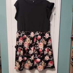 SHEIN Black Floral Midi Dress